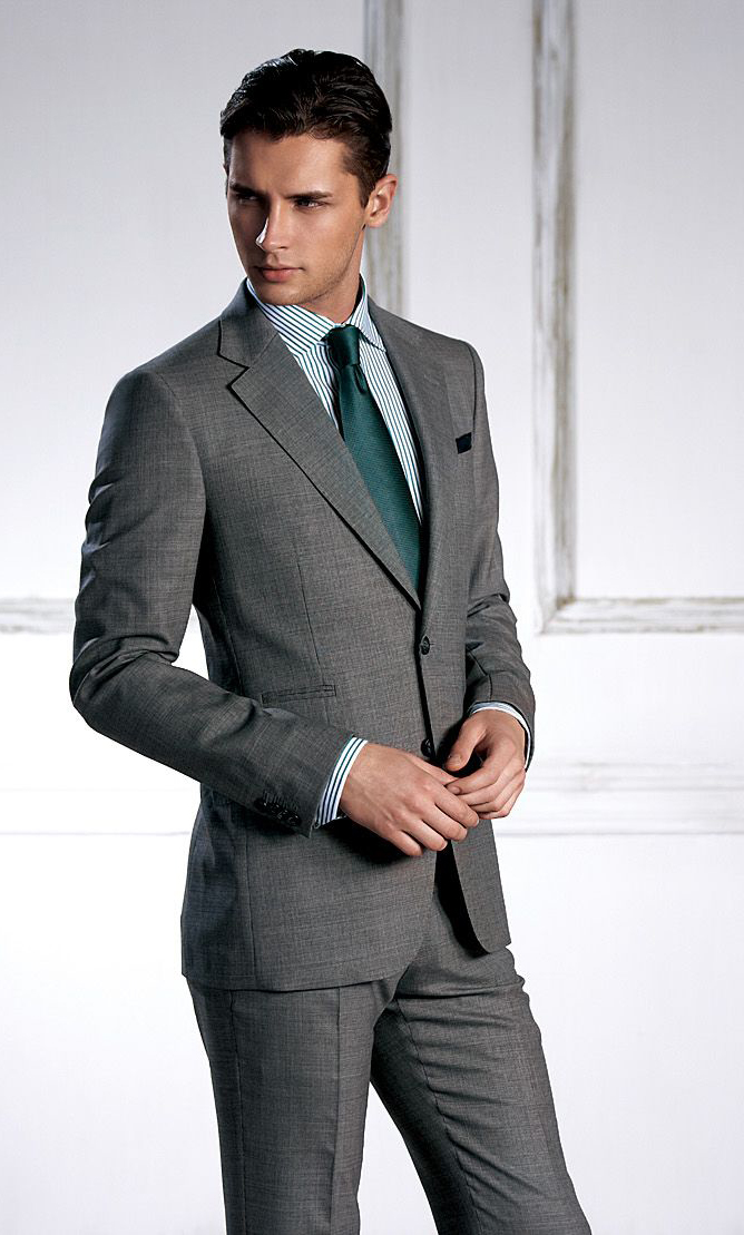 定做西服時(shí)需要注意哪些細(xì)節(jié)呢?怎樣量體?